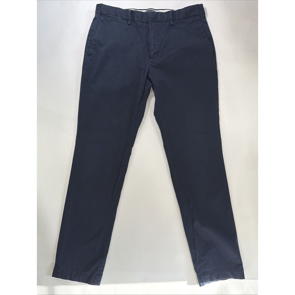 Banana Republic Men’s Navy Blue Fulton Chino Size 33/32